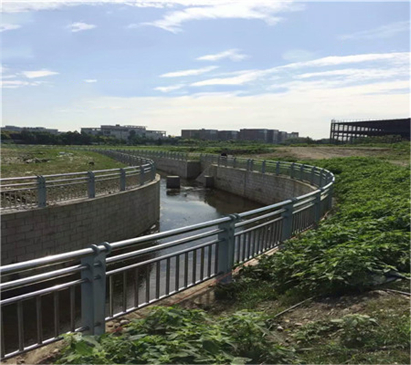 阳江不锈钢复合管河道景观护栏
